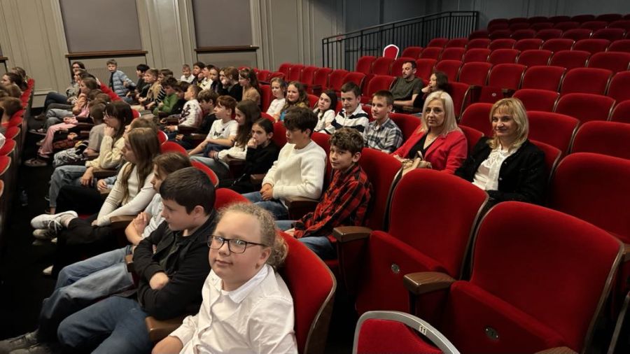 Powrót do przeszłości, czyli "Skarbiec polskich legend" na scenie GCK w wykonaniu aktorów Teatru Nowoczesnego
